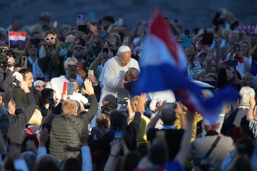 Pope Leo XIV greets pilgrims from Croatia in St. Peter's Square at the Vatican, Tuesday, Oct. 7, 2025. (AP Photo/Andrew Medichini) Pope Leo XIV greets pilgrims from Croatia in St. Peter's Square at the Vatican, Tuesday, Oct. 7, 2025. (AP Photo/Andrew Medichini)