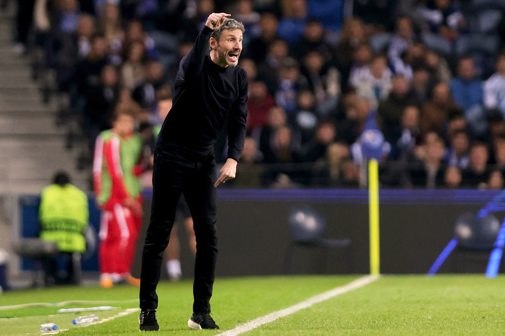 FILE - Royal Antwerp's head coach Mark van Bommel reacts during a Champions League group H soccer match between Porto and Antwerp at Estadio do Dragao in Porto, Portugal, Nov. 7, 2023. (AP Photo/Miguel Pereira, File)