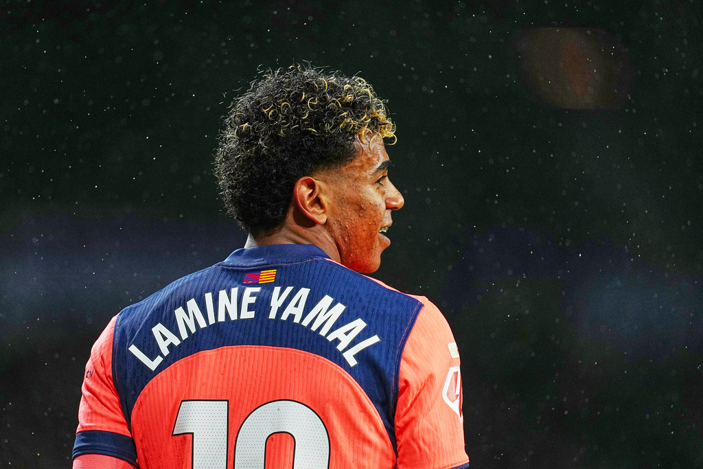 Barcelona's Lamine Yamal reacts during the Spanish La Liga soccer match between Real Sociedad and Barcelona in San Sebastian, Spain, Sunday, Jan. 18, 2026. (AP Photo/Miguel Oses)