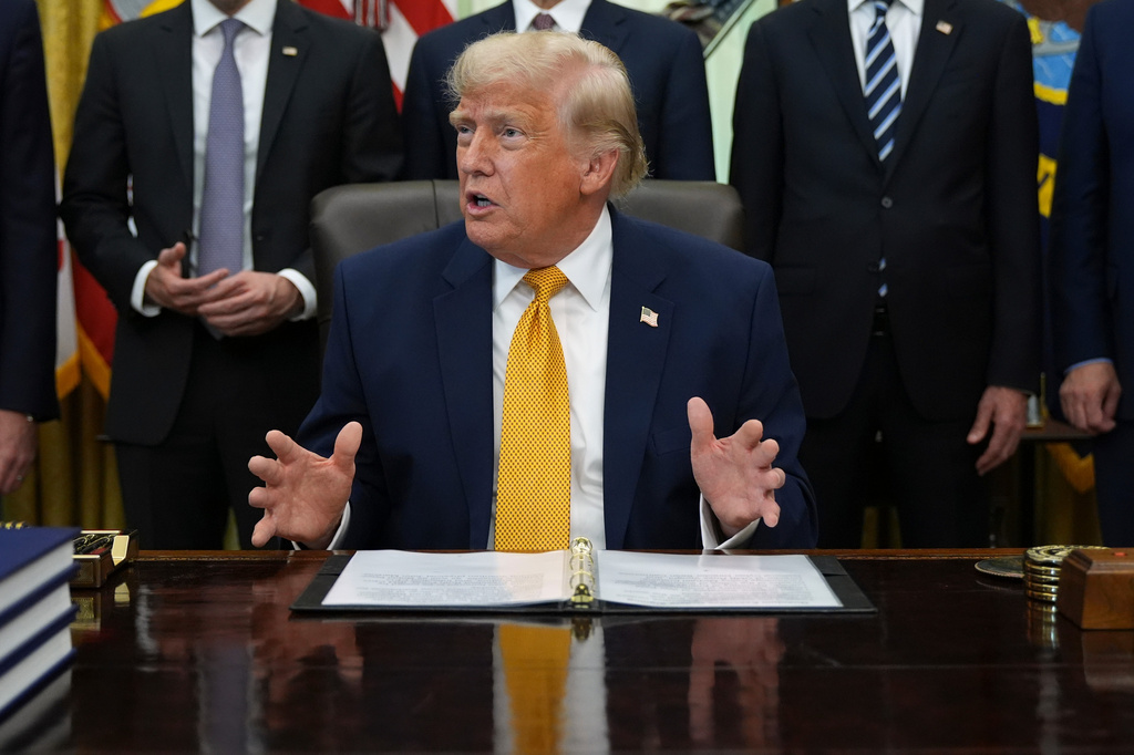 President Donald Trump speaks in the Oval Office of the White House during an executive order signing about quantum computing, Monday, June 22, 2026, in Washington. (AP Photo/Jacquelyn Martin)