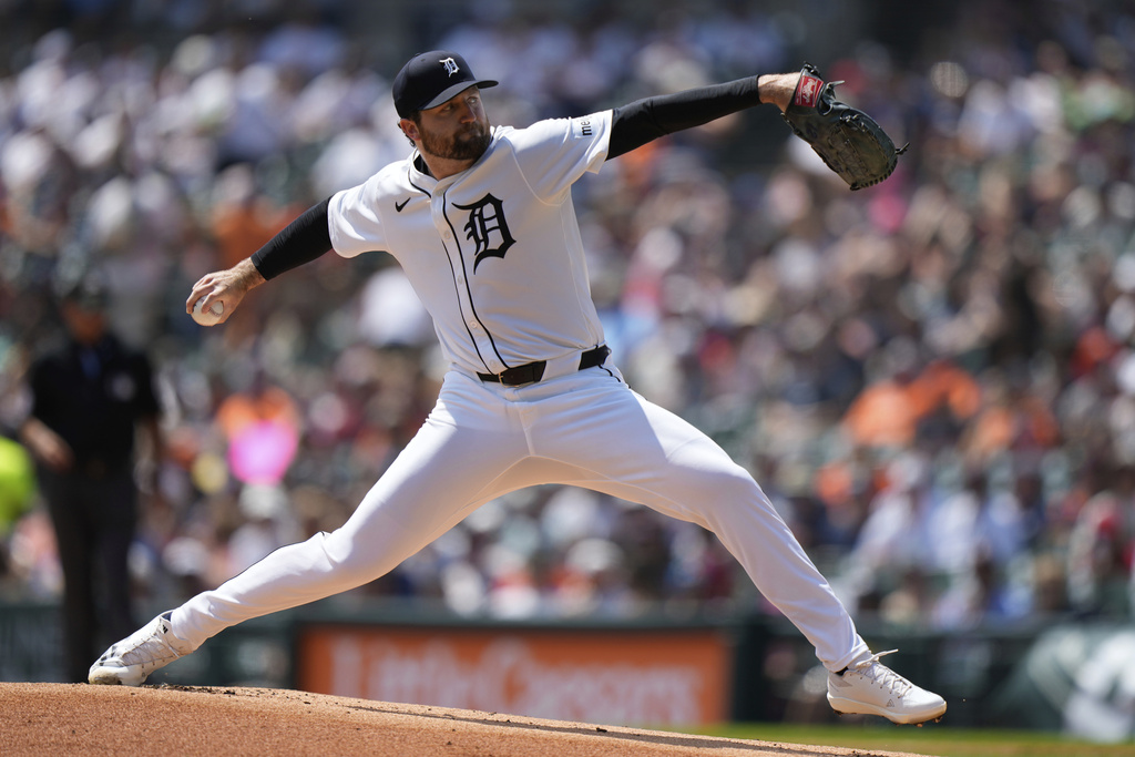 Detroit Tigers starting pitcher Casey Mize throws during the first inning of a baseball game against the Los Angeles Angels, Sunday, Aug. 10, 2025, in Detroit. (AP Photo/Ryan Sun)