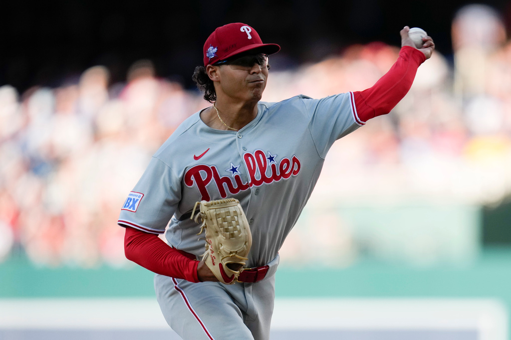 Philadelphia Phillies starting pitcher Jesús Luzardo throws to the Washington Nationals during the first inning of a baseball game, Tuesday, June 23, 2026, in Washington. (AP Photo/Jess Rapfogel)
