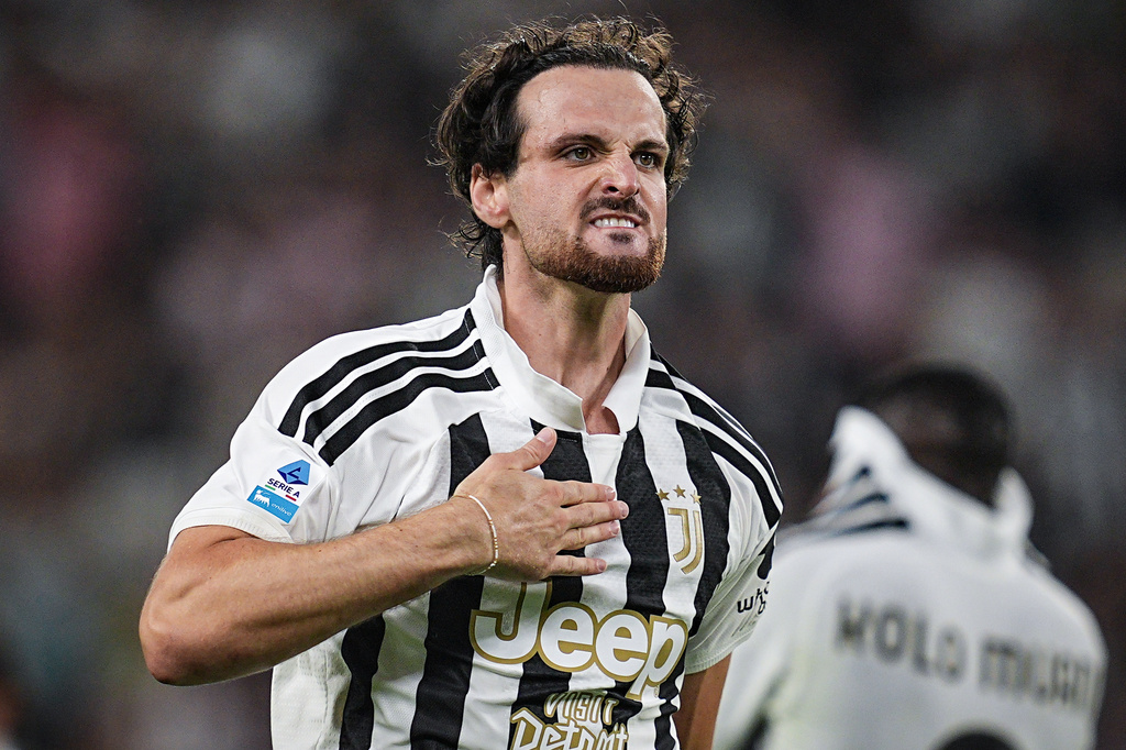 Juventus' Federico Gatti celebrates his goal against AC Milan during a Serie A soccer match in Turin, Italy, Sunday, Sept. 6, 2026. (Marco Alpozzi/LaPresse via AP)