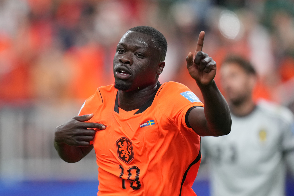 Netherlands' Brian Brobbey celebrates scoring his side's second goal against Sweden during a World Cup Group F soccer match in Houston, Saturday, June 20, 2026. (AP Photo/Eric Gay)