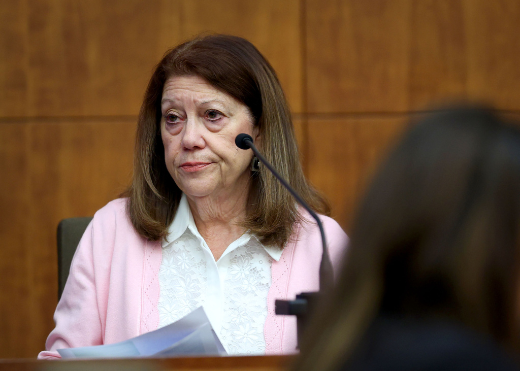 Lindsay Clancy's mother Paula Musgrove testifies about text messages between her and her daughter during her daughter's murder trial in Plymouth Superior Court, in Plymouth, Mass., Monday, Aug. 17, 2026. (Greg Derr/The Patriot Ledger via AP, Pool)