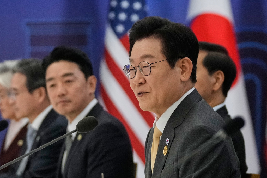 South Korean President Lee Jae Myung speaks during a talk with President Donald Trump at the Gyeongju National Museum in Gyeongju, South Korea, Wednesday, Oct. 29, 2025. (AP Photo/Mark Schiefelbein)