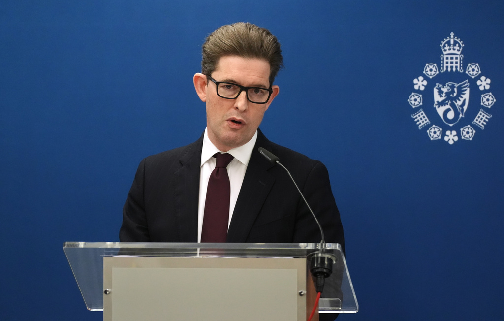 Director General of MI5 Sir Ken McCallum delivers the annual Director General's Speech at Thames House, the headquarters of the UK's Security Service in London, Thursday Oct. 16, 2025. (Jonathan Brady/Pool Photo via AP)