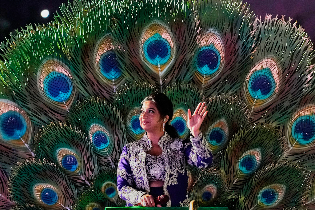 Bollywood singer Shreya Ghoshl performs during the ICC Women's Cricket World Cup match between India and Sri Lanka at Barsapara Cricket Stadium in Guwahati, India, Tuesday, Sept. 30, 2025. (AP Photo/Anupam Nath)