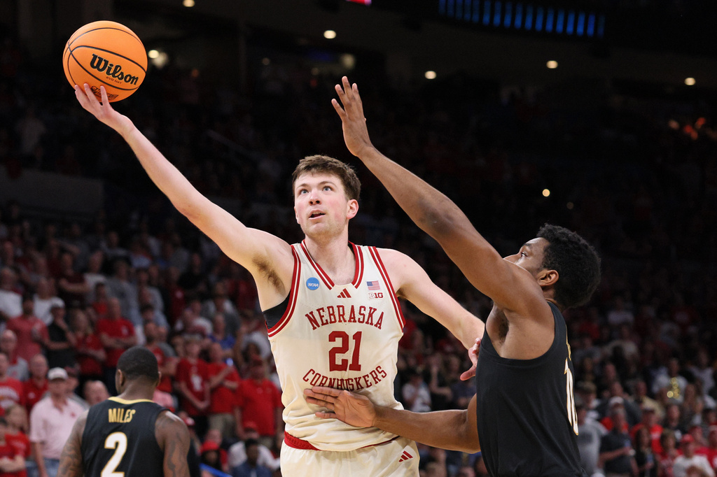Nebraska Basketball Aims to Sustain Sweet 16 Momentum with Revamped Roster