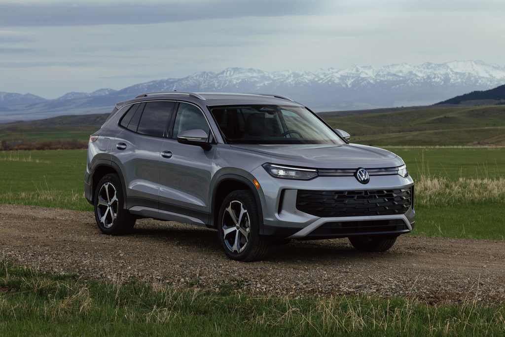 This photo provided by Volkswagen shows the redesigned 2025 Tiguan, which presents a compelling alternative to the CR-V thanks to its advanced features and competitive price. ( Volkswagen of America via AP)