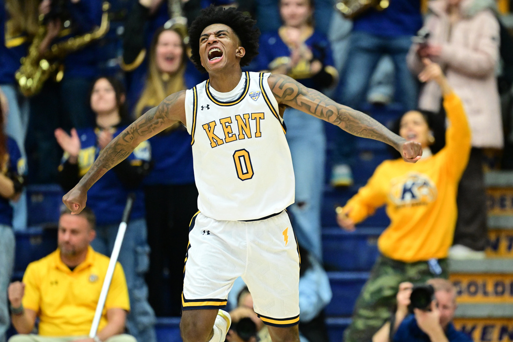 Kent State forward Rayvon Griffith reacts after a dunk during the first half of an NCAA college basketball game against Miami, Tuesday, Jan. 20, 2026, in Kent, Ohio. (AP Photo/David Dermer)