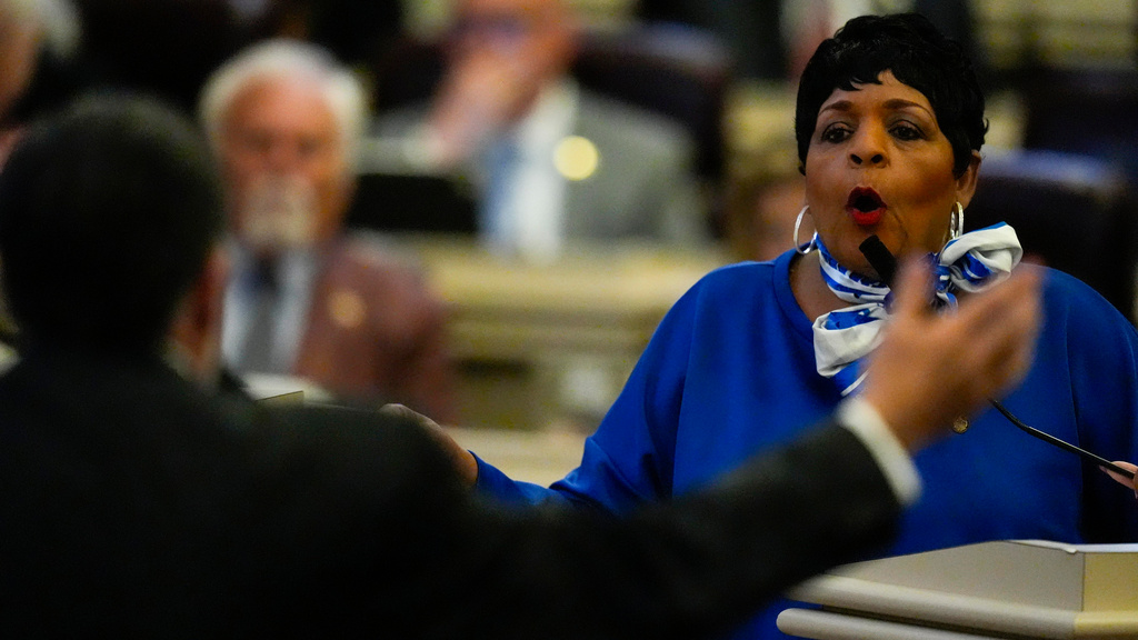 Democtaic Rep. Barbara Drummond speaks with Republican state Rep. Chris Pringle on HB 1, a redistricting bill, during a special session of the Alabama Legislature, Wednesday, May 6, 2026, in Montgomery, Ala. (AP Photo/Mike Stewart)