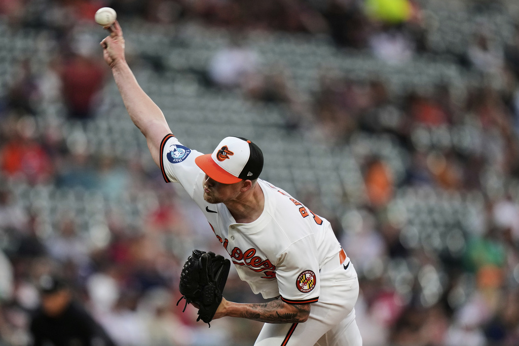 Baltimore Orioles starting pitcher Kyle Bradish delivers during the third inning of a baseball game against the Boston Red Sox, Tuesday, Aug. 26, 2025, in Baltimore. (AP Photo/Stephanie Scarbrough)
