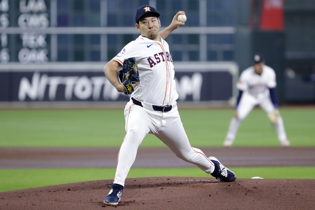 FILE - Houston Astros starting pitcher Yusei Kikuchi throws against the Seattle Mariners during the first inning of a baseball game Wednesday, Sept. 25, 2024, in Houston. (AP Photo/Michael Wyke, File)
