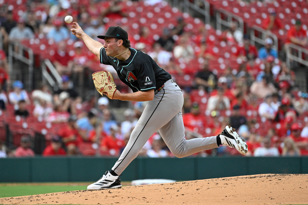 Arizona Diamondbacks starting pitcher Brandon Pfaadt throws in the first inning of a baseball game against the St. Louis Cardinals, Thursday, July 23, 2026, in St. Louis. (AP Photo/Joe Puetz)