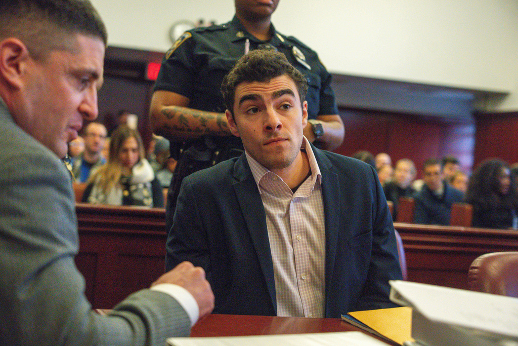 Luigi Mangione appears in Manhattan Criminal Court for an evidence hearing, Tuesday, Dec. 2, 2025, in New York. (Steven Hirsch/New York Post via AP, Pool)