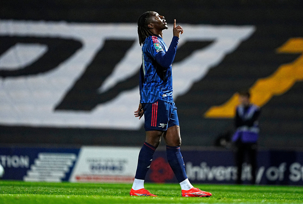 Arsenal's Eberechi Eze celebrates scoring their side's first goal of the game during the English League cup third round soccer match between Port Vale and Arsenal at Vale Park, Stoke-on-Trent, England, Wednesday, Sept. 24, 2025. (Peter Byrne/PA via AP)