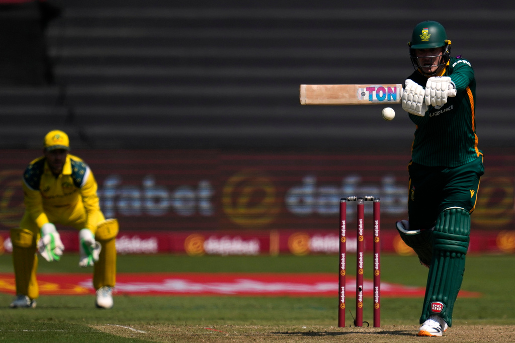 South Africa's batsman Matthew Breetzke plays a shot during the first one day international cricket match between South Africa and Australia, in Durban, South Africa, Thursday, Sept. 24, 2026. (AP Photo/Themba Hadebe)