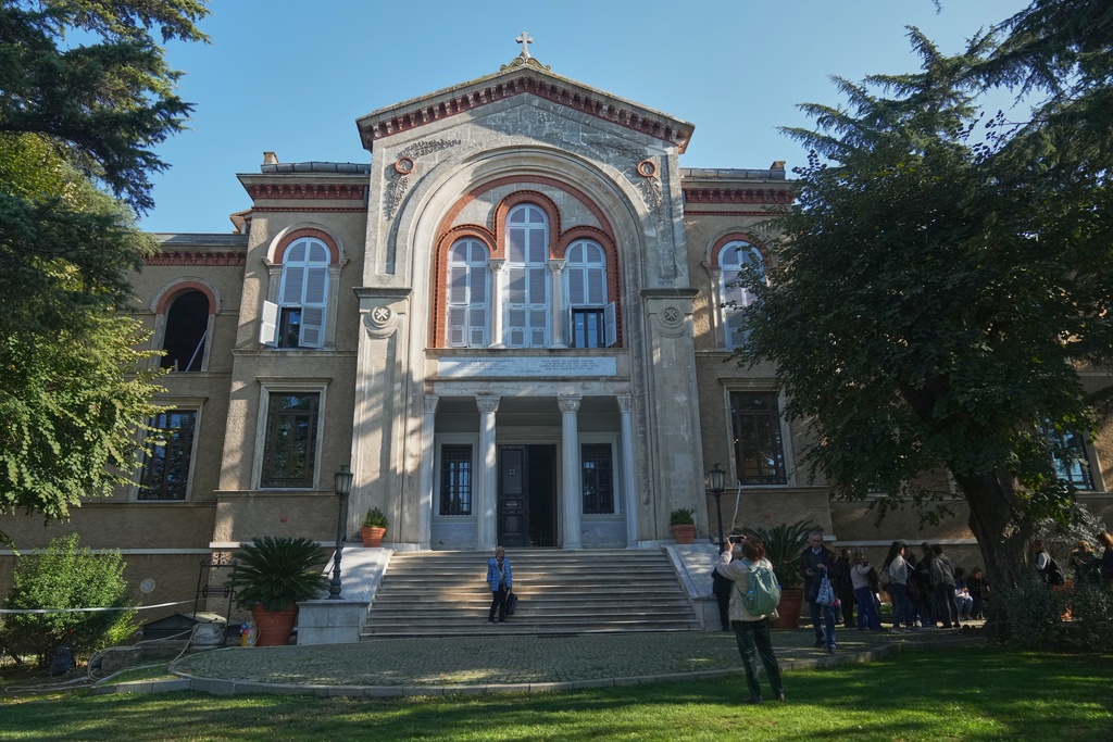 Greek pilgrims visit the Christian Orthodox Halki Theological school at the Christian Orthodox Holy Trinity Monastery, in Heybeliada island, Istanbul, Turkey, Friday, Nov. 14, 2025. (AP Photo/Francisco Seco)