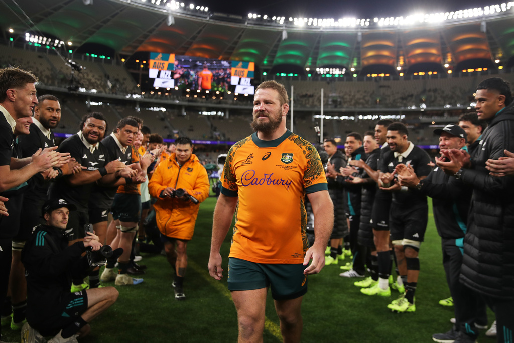 Australia's James Slipper is cheered from the field following the Bledisloe Cup rugby test between the All Blacks and the Wallabies in Perth, Australia, Saturday, Oct 4, 2025. (AP Photo/Gary Day)