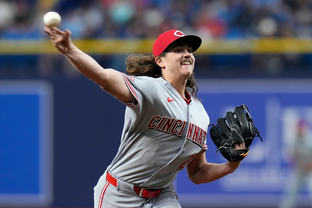 Cincinnati Reds pitcher Rhett Lowder delivers to the Tampa Bay Rays during the first inning of a baseball game Monday, April 20, 2026, in St. Petersburg, Fla. (AP Photo/Chris O'Meara)