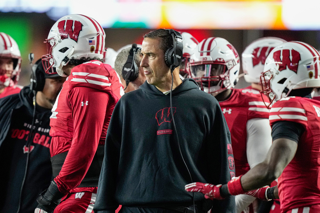 FILE - Wisconsin head coach Luke Fickell watches during the second half of an NCAA college football game against the Illinois Saturday, Nov. 22, 2025, in Madison, Wis. (AP Photo/Andy Manis, file)