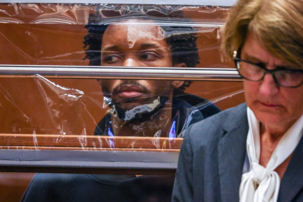 David Anthony Burke, whose stage name is D4vd, is arraigned Monday, April 20, 2026, in Los Angeles on charges of killing a 14-year-old girl whose dismembered body was found in his car. (Ted Soqui/Pool Photo via AP)