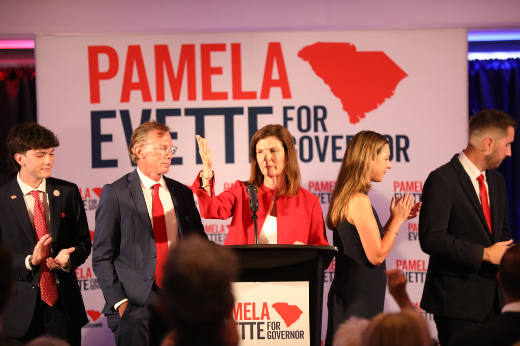 Republican South Carolina Lt. Gov. Pamela Evette concedes the GOP gubernatorial runoff to Alan Wilson, in Myrtle Beach, S.C., Tuesday, June 23, 2026. (AP Photo/Jeffrey Collins)