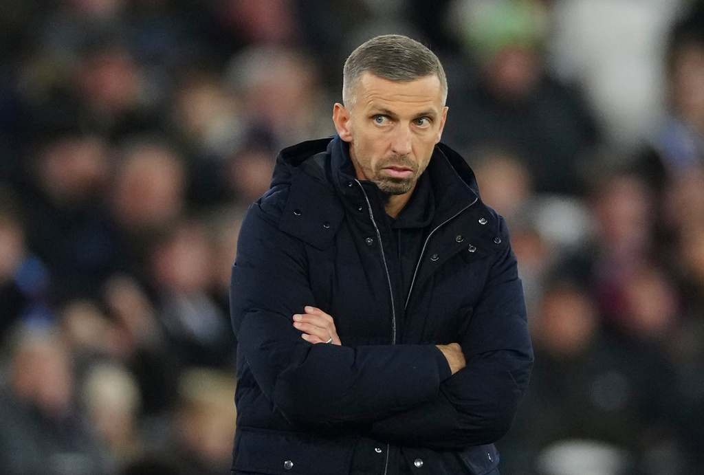 FILE - Wolverhampton Wanderers' head coach Gary O'Neil during the English Premier League soccer match between West Ham United and Wolverhampton Wanderers, at The London Stadium in London, Dec. 9, 2024. (AP Photo/Dave Shopland, File)