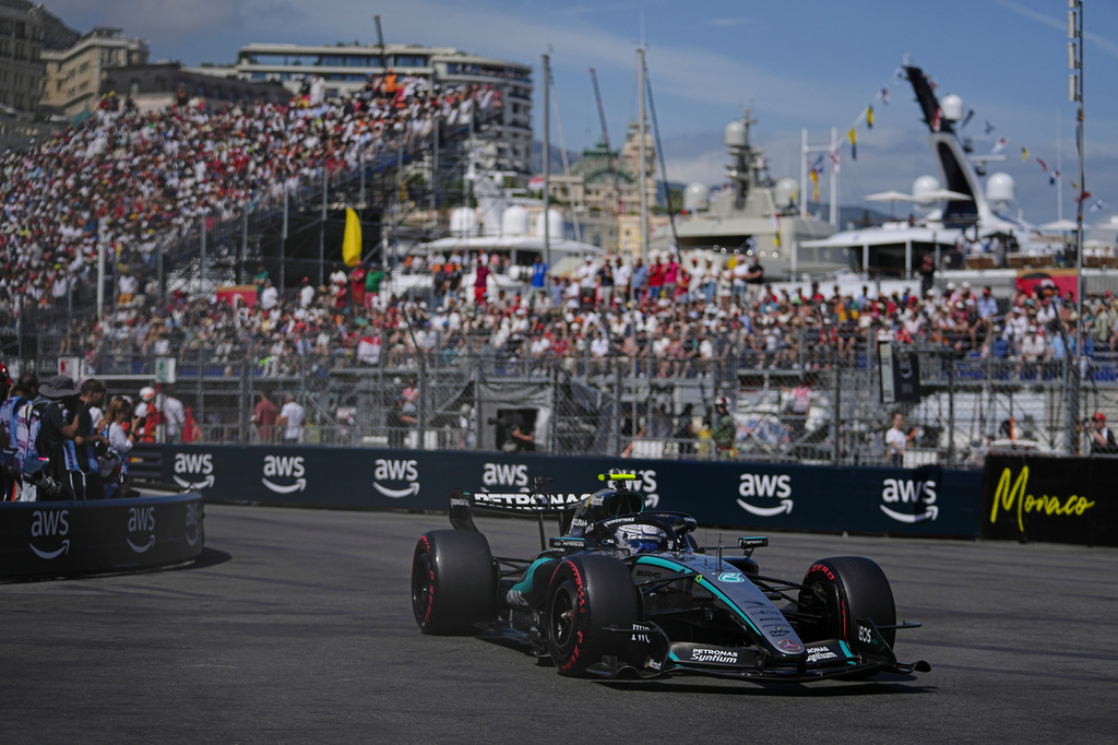 Mercedes driver Andrea Kimi Antonelli of Italy steers his car during the qualifying session for the Monaco F1 Grand Prix, at the Monaco racetrack, Saturday, June 6, 2026. (AP Photo/Philippe Magoni)