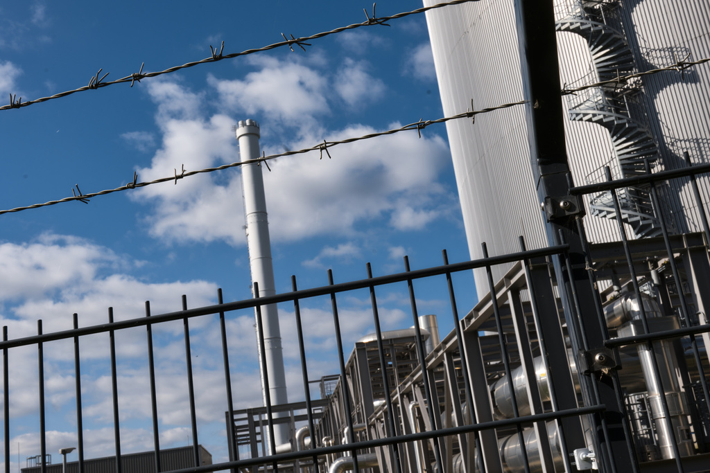 The municipal utility's coastal power plant in Schleswig-Holstein, Germany, Wednesday, Oct. 1, 2025. (Marcus Golejewski/dpa via AP)