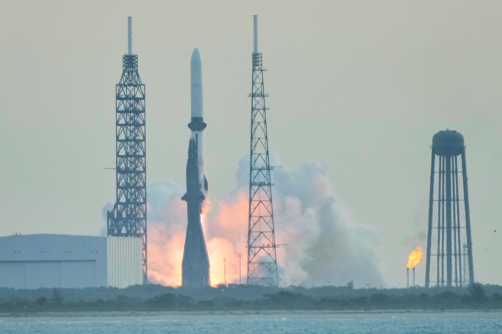 The Blue Origin New Glenn rocket lifts off from LC36 at the Cape Canaveral Space Force station, Sunday, April 19, 2026, in Cape Canaveral, Fla. (AP Photo/John Raoux)