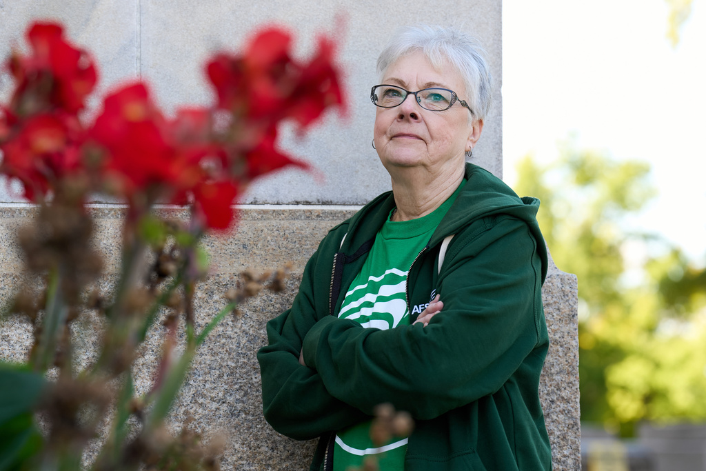 Sue Conard, 75, of Wisc., poses for a portrait on Capitol Hill, Thursday, Oct. 9, 2025, in Washington. (AP Photo/Jacquelyn Martin)