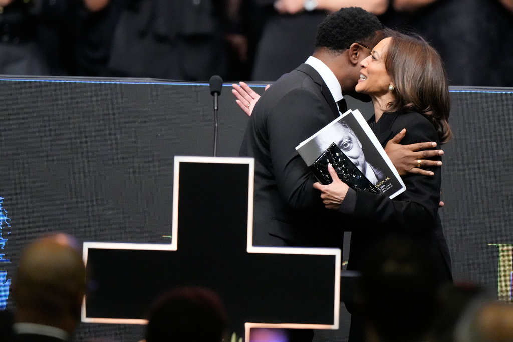James T. Meeks greets former Vice President Kamala Harris during the Public Homegoing Service for the Rev. Jesse Jackson at the House of Hope in Chicago, Friday, March 6, 2026. (AP Photo/Nam Y. Huh)