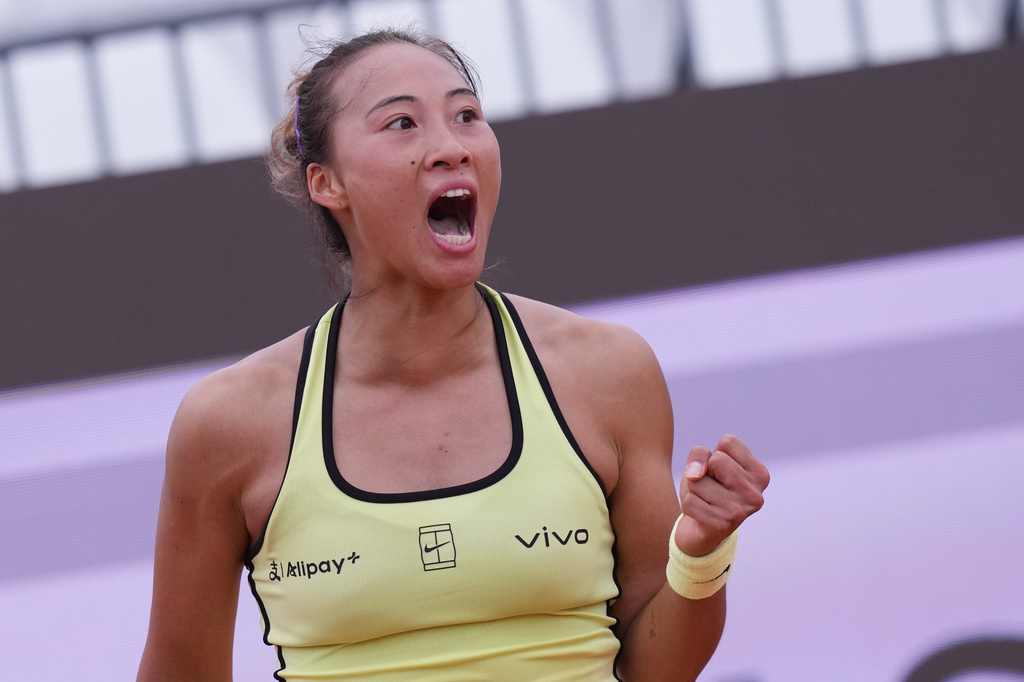 China's Qinwen Zheng reacts as she plays Hungary's Anna Bondar, at the Italian Open tennis tournament in Rome, Tuesday, May 5, 2026. (Alfredo Falcone/LaPresse via AP)