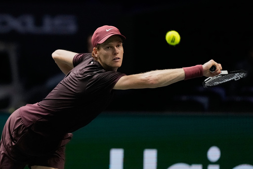 Italy's Jannik Sinner returns to Ben Shelton of the United States during a quarterfinal match of the Paris Masters tennis tournament in Paris, Friday, Oct. 31, 2025.((AP Photo/Michel Euler) Italy's Jannik Sinner returns to Ben Shelton of the United States during a quarterfinal match of the Paris Masters tennis tournament in Paris, Friday, Oct. 31, 2025.((AP Photo/Michel Euler)