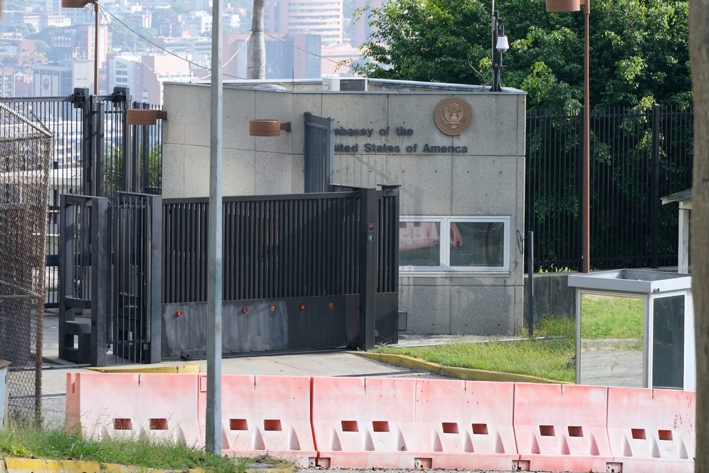 The entrance to the U.S. embassy in Caracas, Venezuela, Monday, Oct. 6, 2025. (AP Photo/Ariana Cubillos)