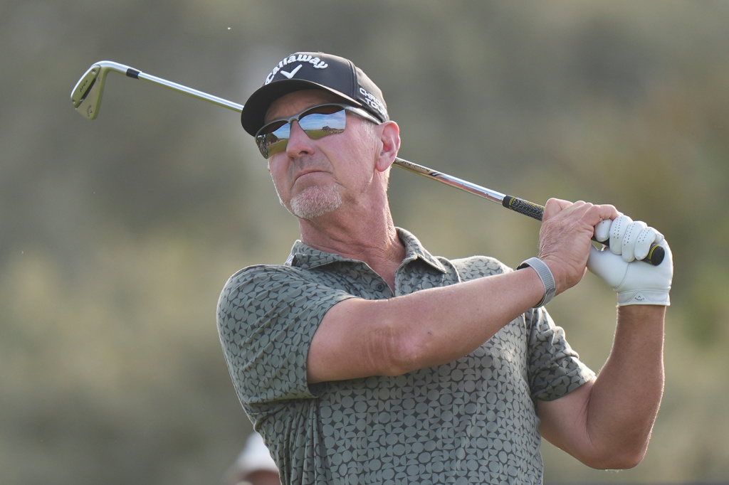 David Duval of the United States plays off the 2nd tee during the first day of the British Open Golf championships at Royal Birkdale golf club, in Southport, England, Thursday, July 16, 2026. (AP Photo/David Goldman)