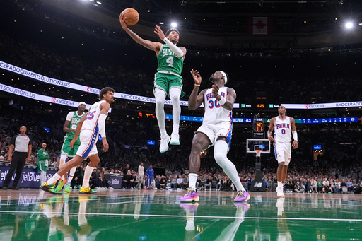 Boston Celtics guard Anfernee Simons (4) drives to the basket against the Philadelphia 76ers during the first half of an NBA basketball game, Wednesday, Oct. 22, 2025, in Boston. (AP Photo/Charles Krupa) Boston Celtics guard Anfernee Simons (4) drives to the basket against the Philadelphia 76ers during the first half of an NBA basketball game, Wednesday, Oct. 22, 2025, in Boston. (AP Photo/Charles Krupa)