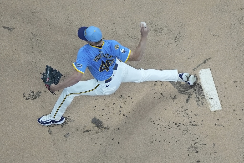 Milwaukee Brewers' Quinn Priester throws during the first inning of a baseball game against the St. Louis Cardinals Friday, Sept. 12, 2025, in Milwaukee. (AP Photo/Morry Gash)