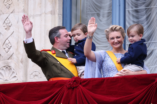 Luxembourg's Grand Duke Guillaume and Luxembourg's Grand Duchess Stephanie hold their children Prince Charles and Prince Francois as they wave from the balcony of the Grand Ducal Palace in Luxembourg, Friday, Oct. 3, 2025. (AP Photo/Omar Havana) Luxembourg's Grand Duke Guillaume and Luxembourg's Grand Duchess Stephanie hold their children Prince Charles and Prince Francois as they wave from the balcony of the Grand Ducal Palace in Luxembourg, Friday, Oct. 3, 2025. (AP Photo/Omar Havana)