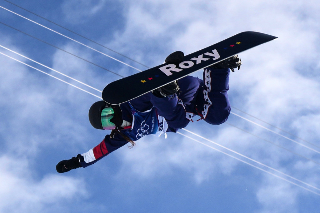 United States' Chloe Kim competes during the women's snowboarding halfpipe qualifications at the 2026 Winter Olympics, in Livigno, Italy, Wednesday, Feb. 11, 2026. (AP Photo/Abbie Parr)