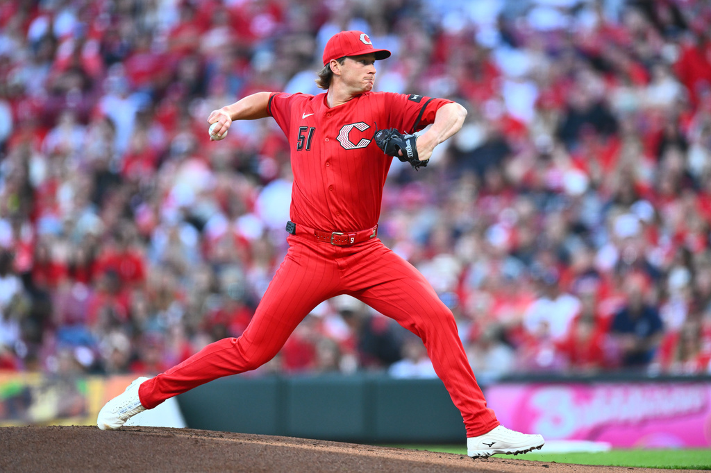 Cincinnati Reds pitcher Brady Singer throws during the first inning of a baseball game against the Detroit Tigers in Cincinnati, Saturday, April 25, 2026. (AP Photo/Ben Jackson)