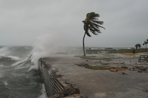 Waves splash in Kingston, Jamaica, as Hurricane Melissa approaches, Tuesday, Oct. 28, 2025. (AP Photo/Matias Delacroix) Waves splash in Kingston, Jamaica, as Hurricane Melissa approaches, Tuesday, Oct. 28, 2025. (AP Photo/Matias Delacroix)