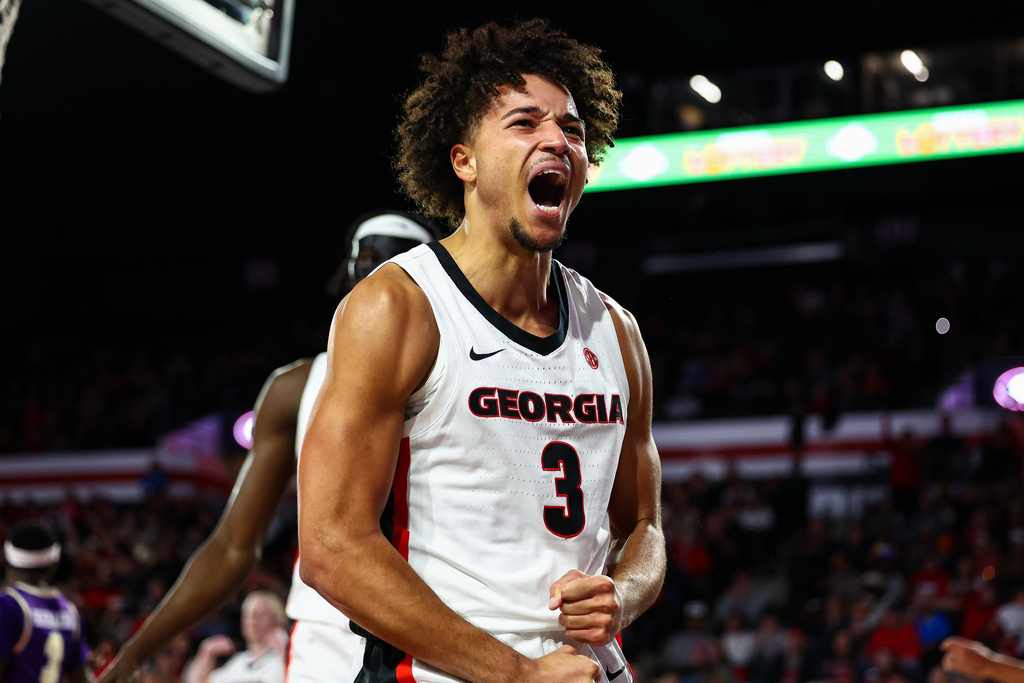 Georgia guard Jordan Ross reacts after scoring during the first half of an NCAA college basketball game against Western Carolina, Thursday, Dec. 18, 2025, in Athens, Ga. (AP Photo/Colin Hubbard)