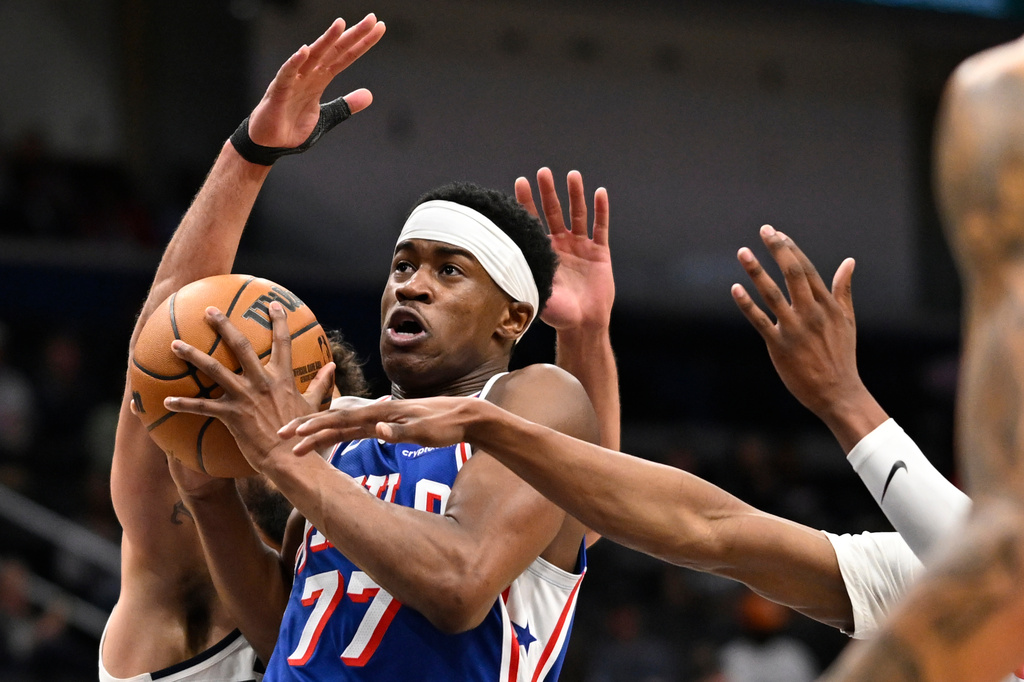 Philadelphia 76ers guard VJ Edgecombe goes to shoot during the second half of an NBA basketball game against the Washington Wizards, Wednesday, April 1, 2026, in Washington. (AP Photo/John McDonnell)