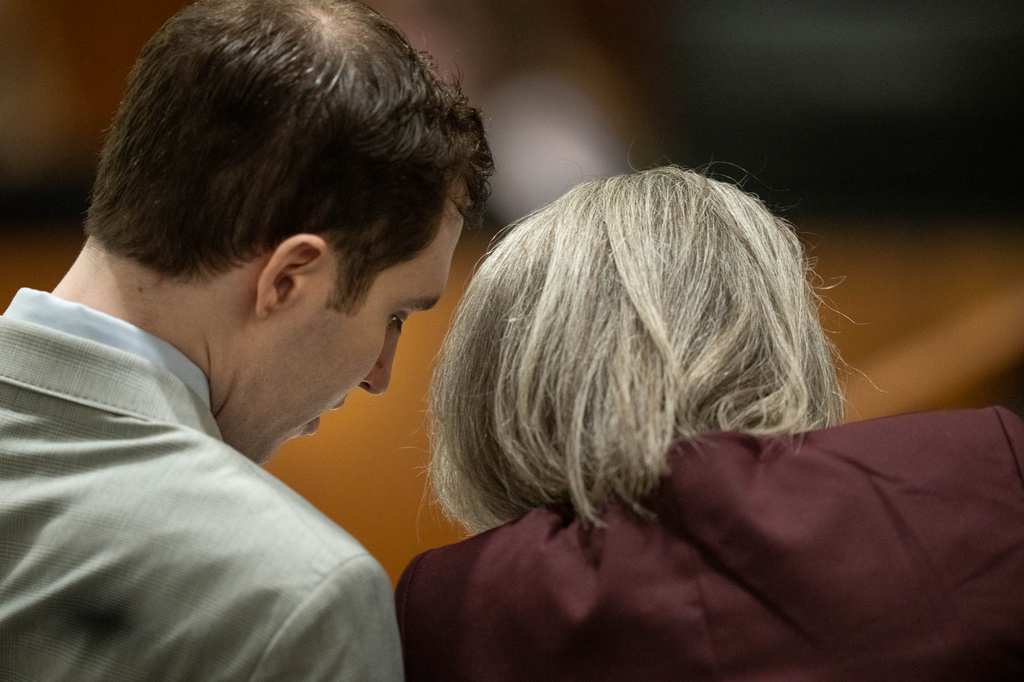 Tyler Robinson, left, charged in the fatal shooting of Charlie Kirk, speaks with defense attorney Staci Visser as he attends a preliminary hearing in 4th District Court in Provo, Utah, Tuesday, Sept. 1, 2026. (Francisco Kjolseth/The Salt Lake Tribune via AP, Pool)