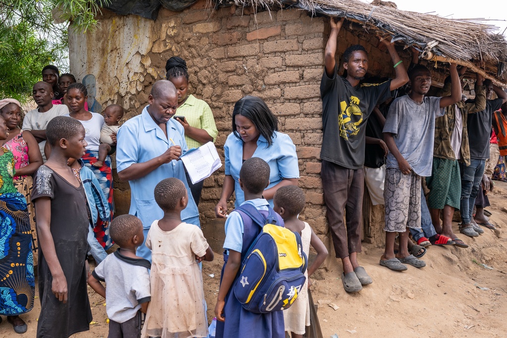 A health worker registers children for cholera vaccination in Blantyre, southern Malawi, Thursday, Jan. 22, 2026. (AP Photo/Thoko Chikondi)