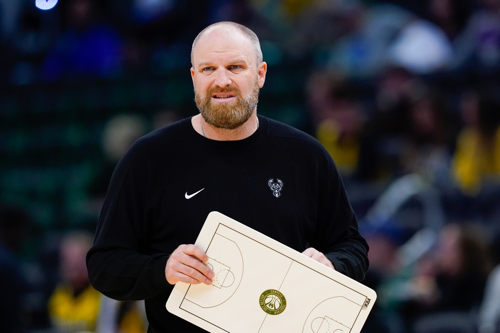 Milwaukee Bucks head coach Taylor Jenkins looks on during the first half of an NBA basketball game against the Indiana Pacers, Monday, Oct. 26, 2026, in Milwaukee. (AP Photo/Kayla Wolf)