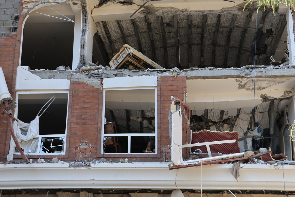 An apartment building is seen after an explosion in the southern port city of Bandar Abbas, Iran, on Saturday, Jan. 31, 2026. (Amirhosein Khorgooi/ISNA via AP)